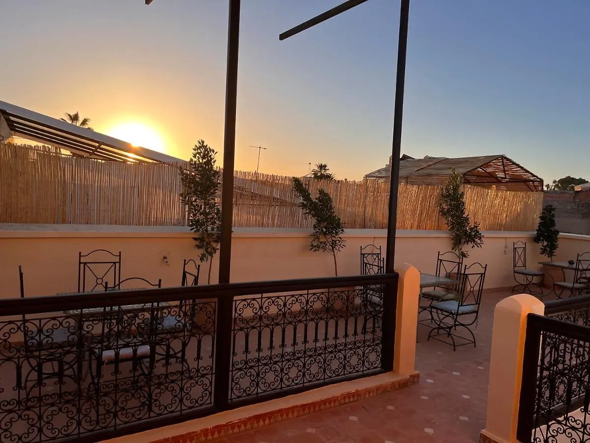 Riad Black Doors Marakeş Fas