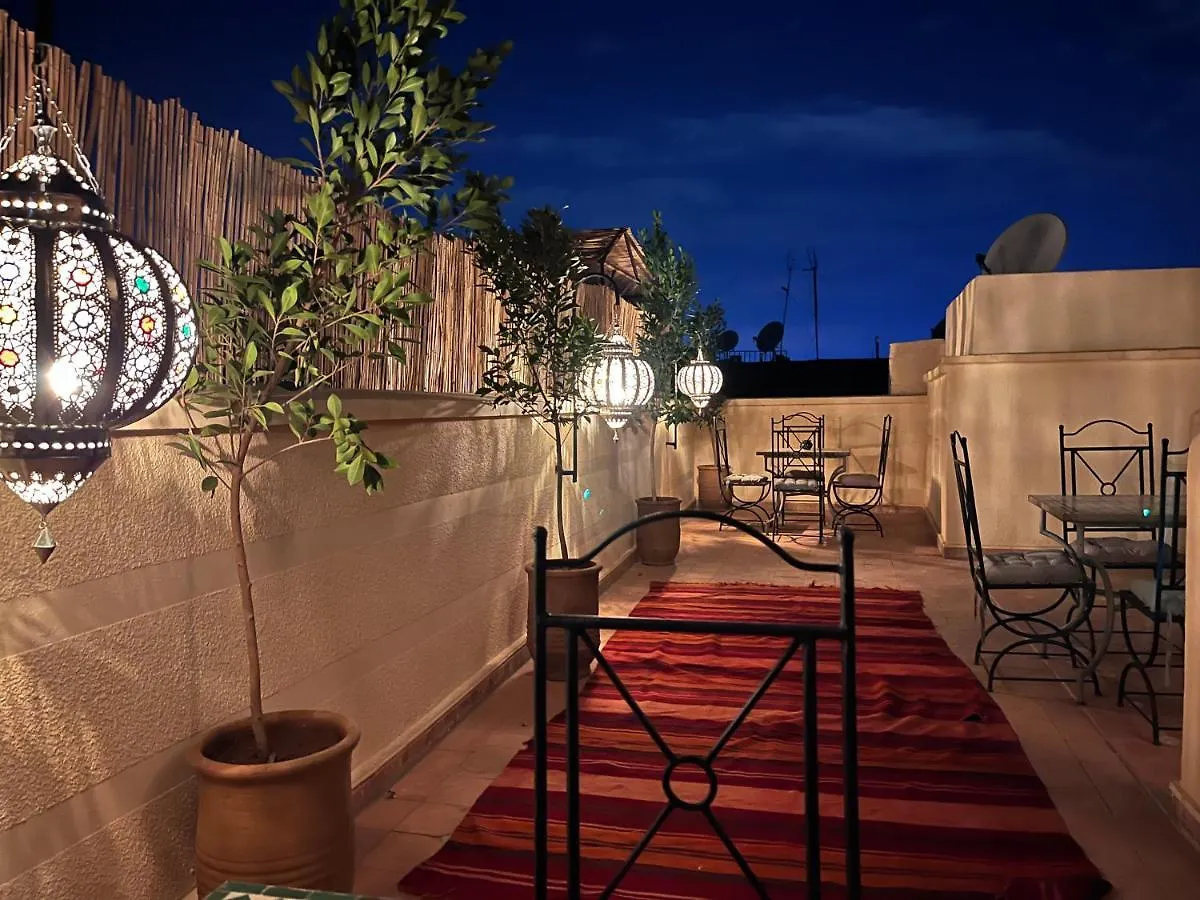 Riad Black Doors Marakeş