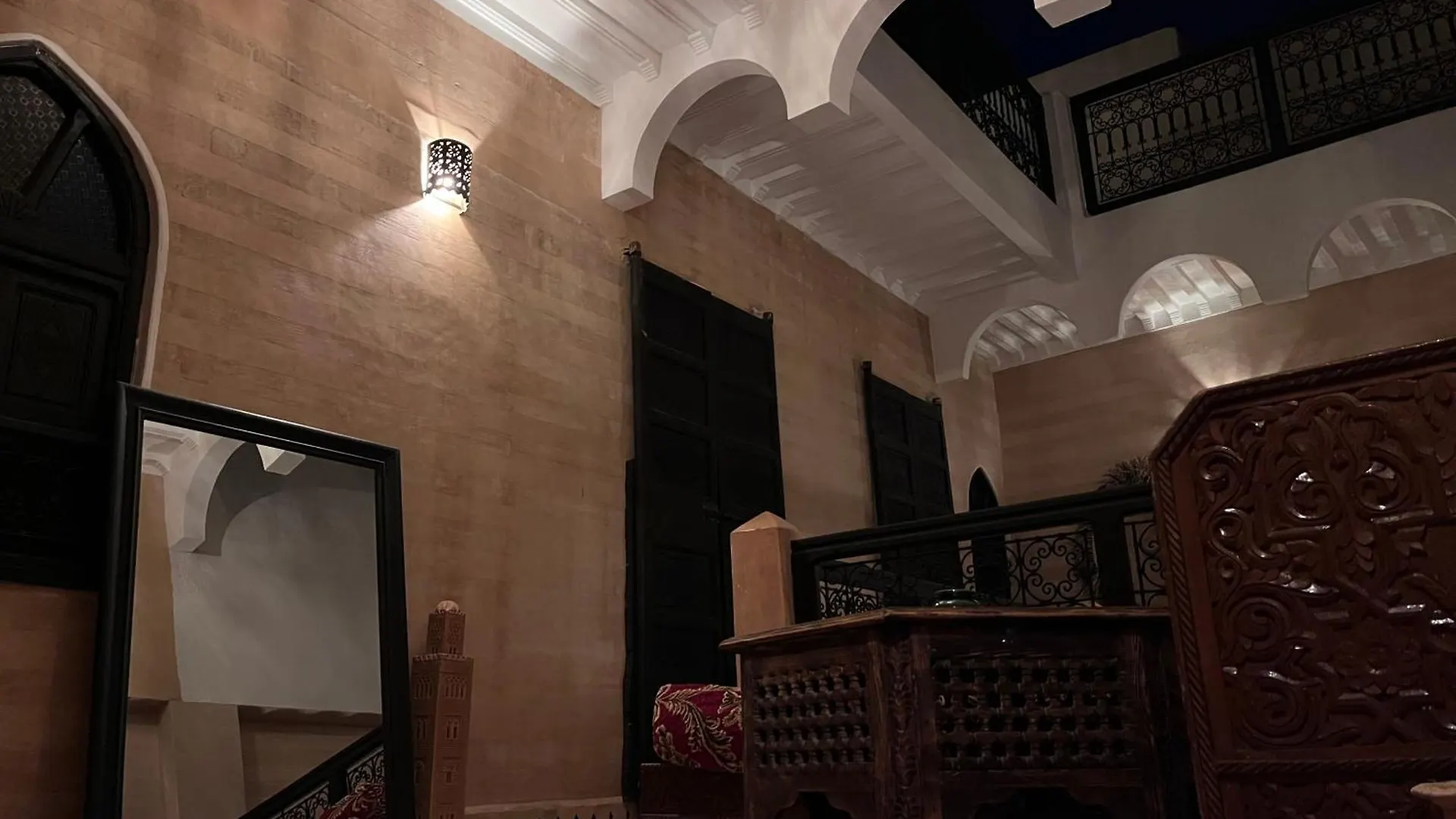 Riad Black Doors Marakeş 0*,  Fas